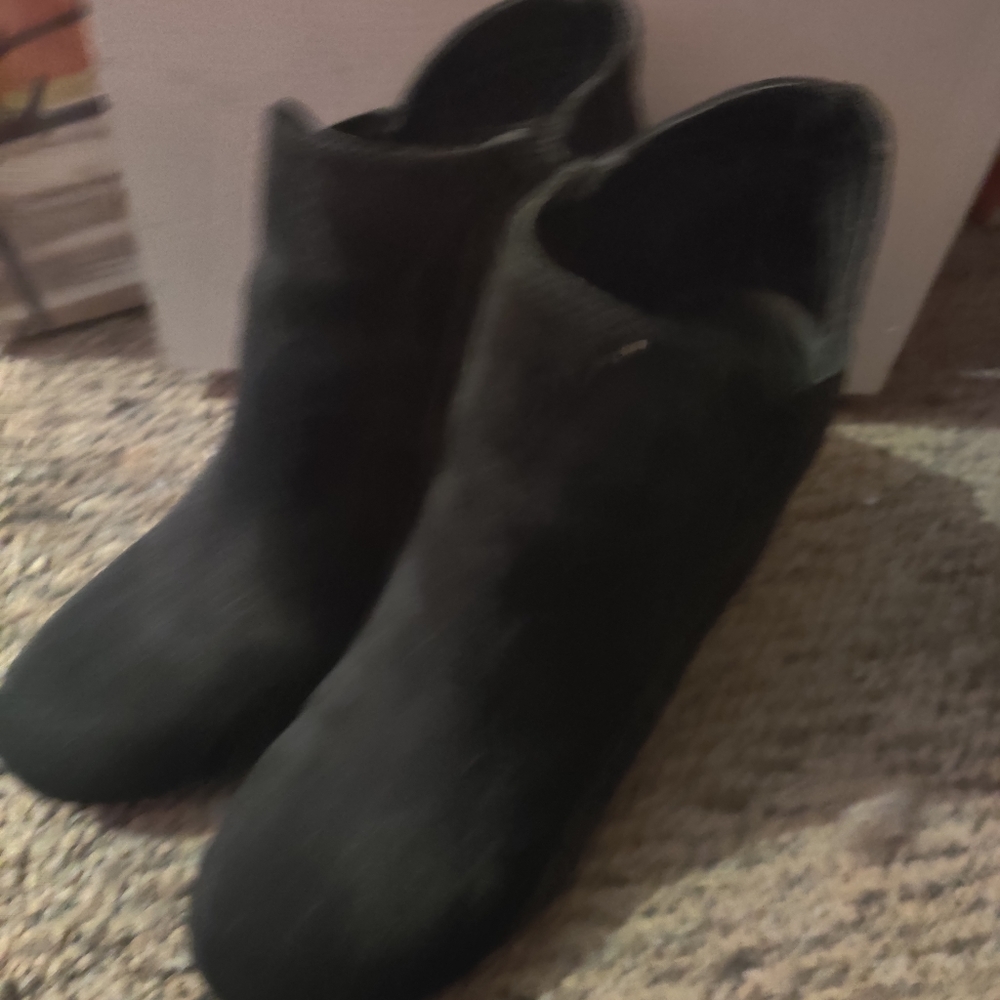 Booties - Picture 3 of 3